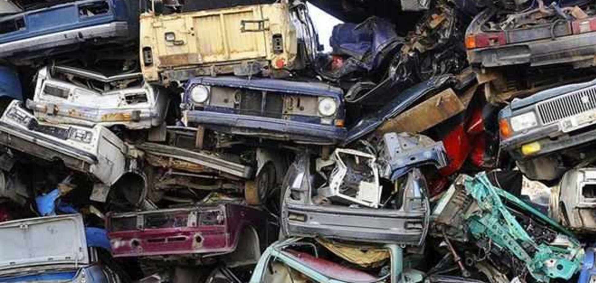 В Миндоходов утверждают, что утильсбор не уменьшил импорт авто в Украину