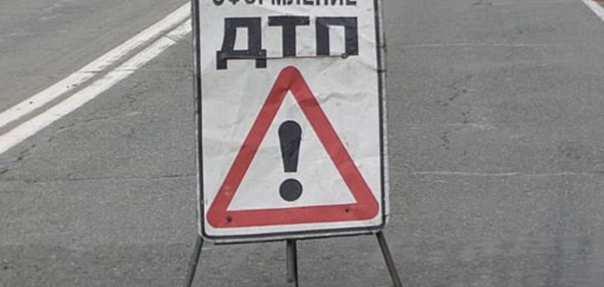 В Луганске перевернулся автобус: 18 пострадавших