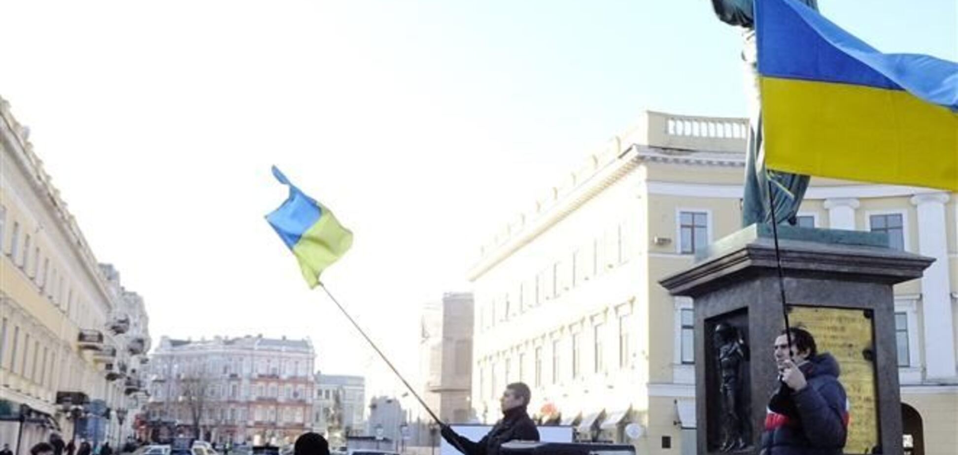 На одесском Евромайдане собирают деньги на отставку Януковича