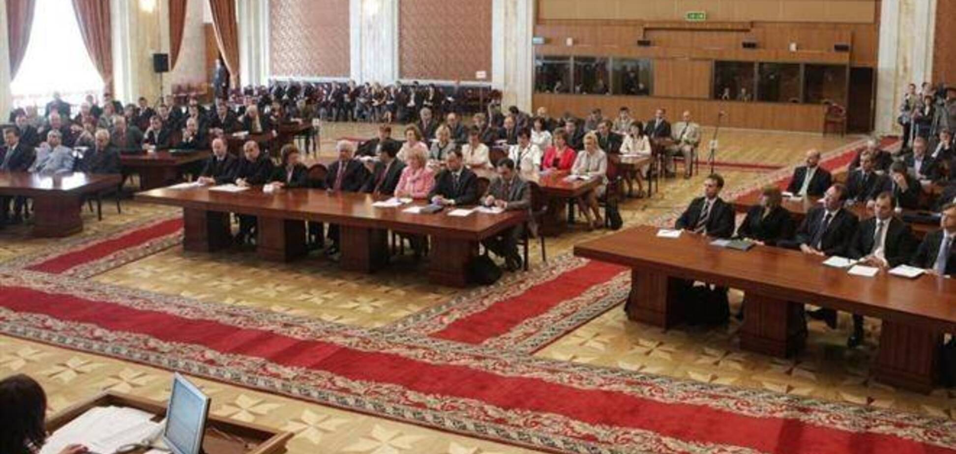 Молдавские депутаты подрались на последнем в этом году заседании