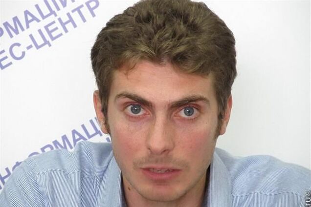 Ударовец заявил, что ему угрожают и обещают облить кислотой