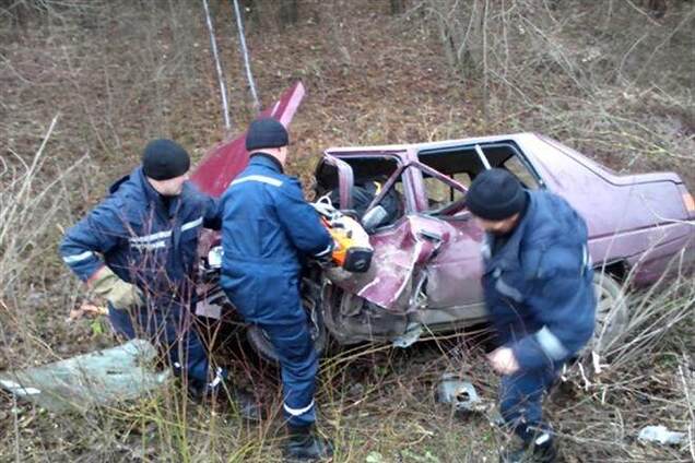 Ситуация на дорогах 25 декабря: 77 ДТП, 8 погибших