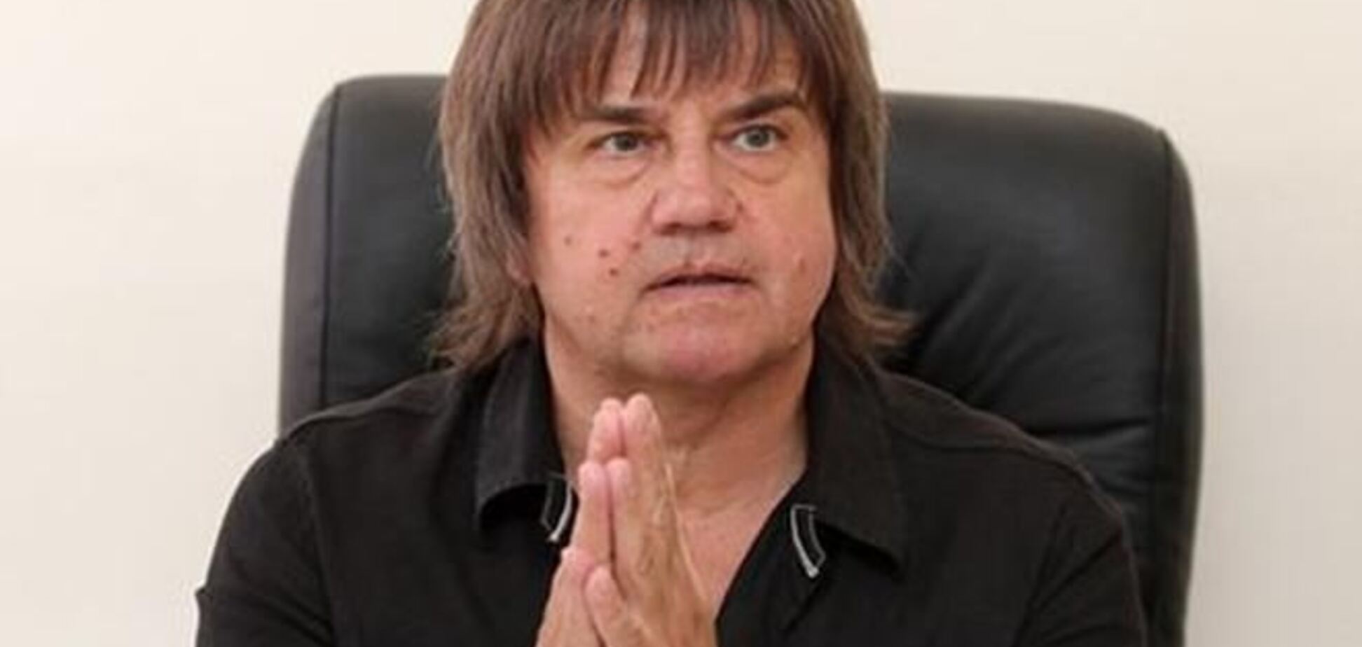 Политолог: правительству удалось сохранить стабильную гривню