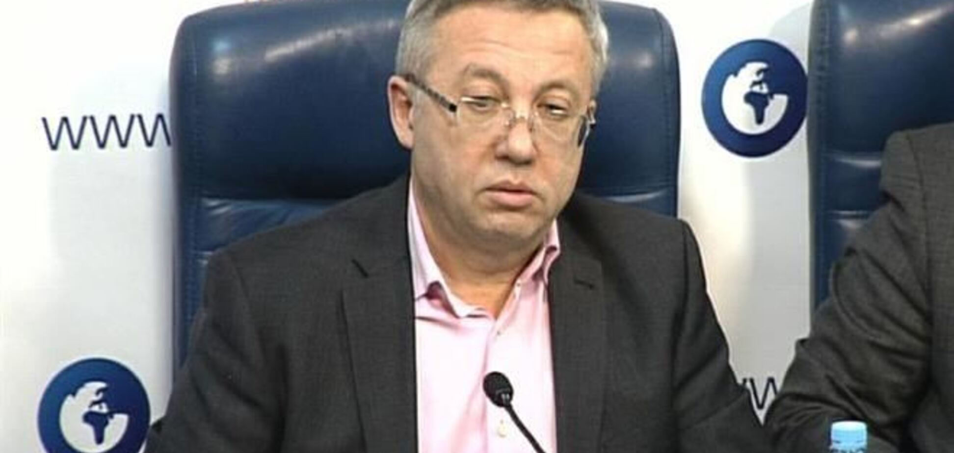 Новый президент должен отпустить гривню и расширить полномочия Нацбанка - Савченко