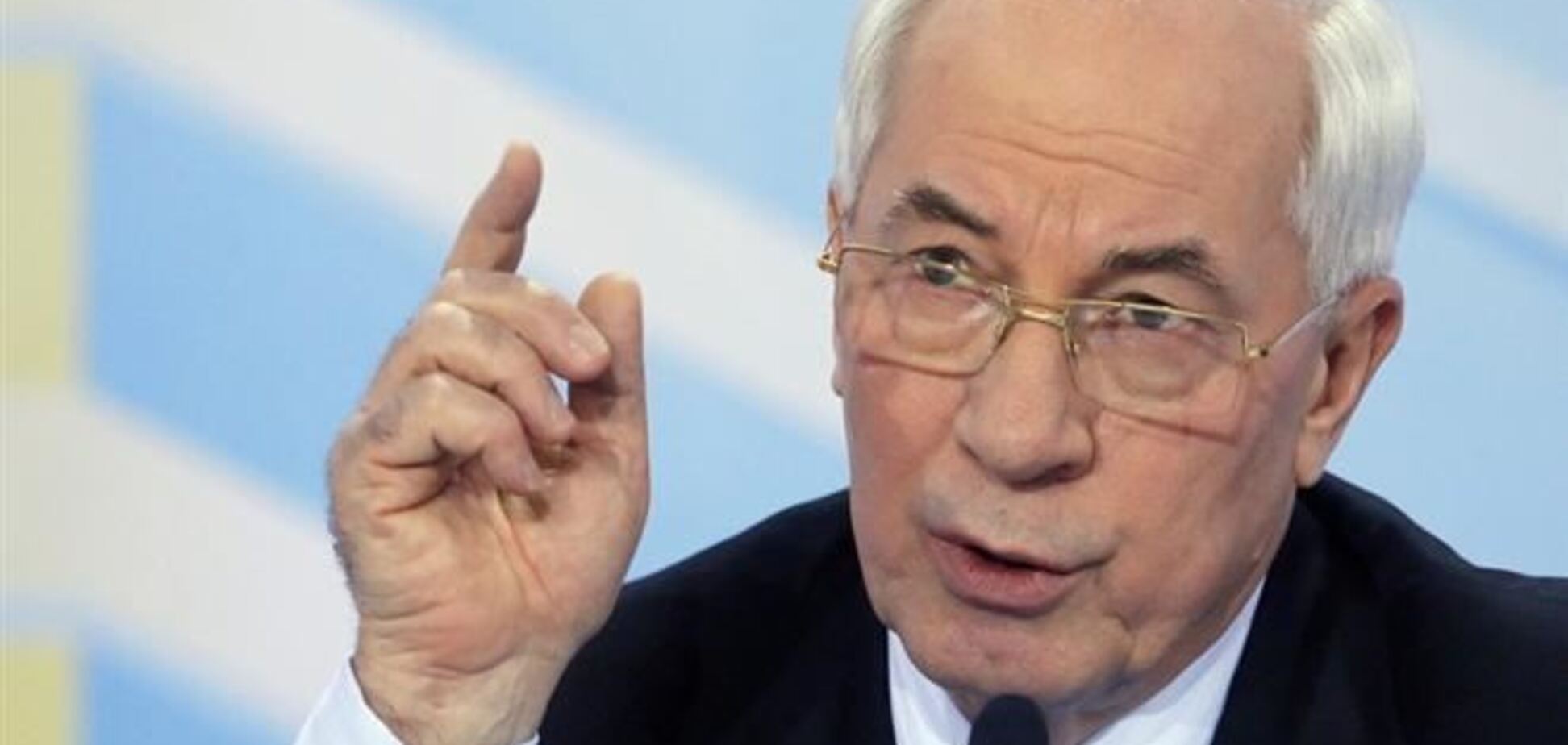 Азаров в прямом эфире расскажет об итогах 2013 года