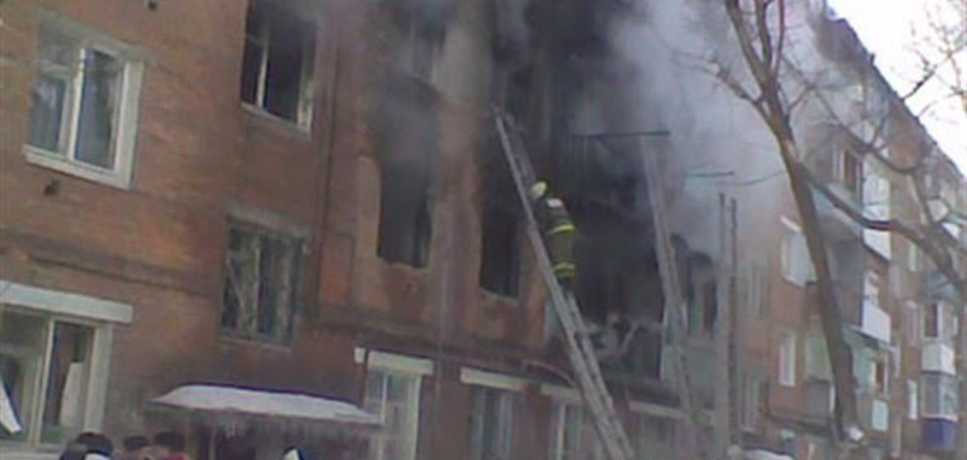 В Харькове из-за взрыва в жилом доме с 5 этажа выпал мужчина и погиб