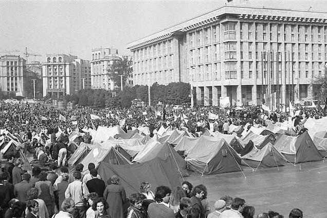 Акції протесту проти Росії на Майдані 23 роки тому