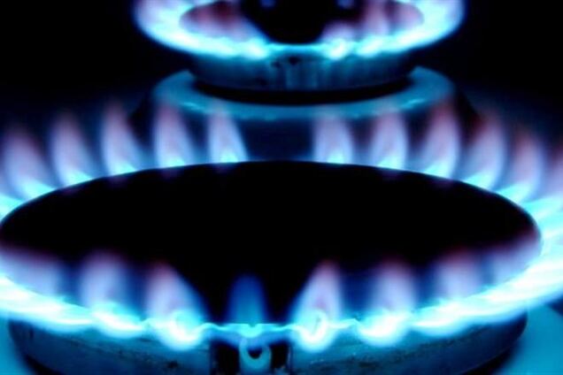 В понедельник Кабмин снизит тариф на газ для потребителей 