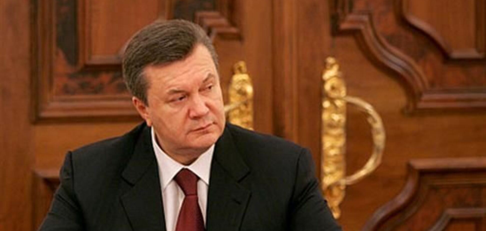 Политолог рассказал, кого из чиновников уволит Янукович