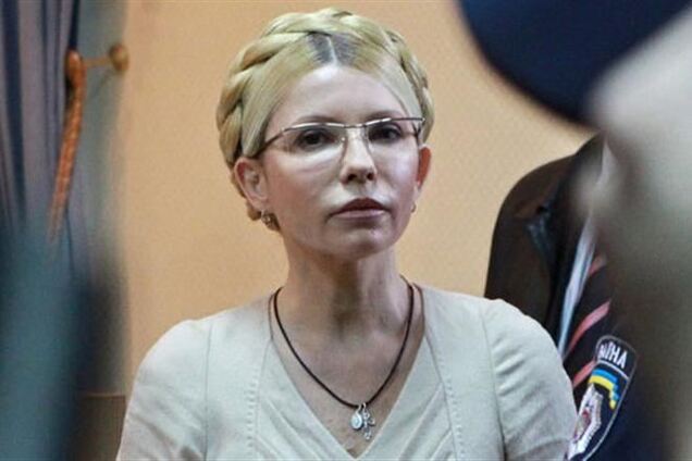 Конвой покинул территорию ЦКБ 'Укрзализныци' без Тимошенко