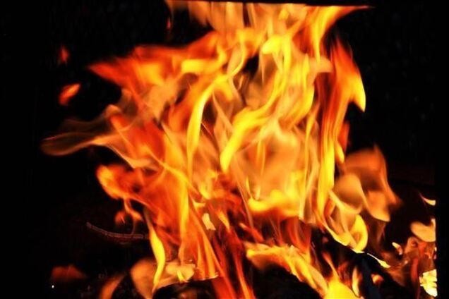 Ночью в Харькове сожгли авто волонтеров Евромайдана