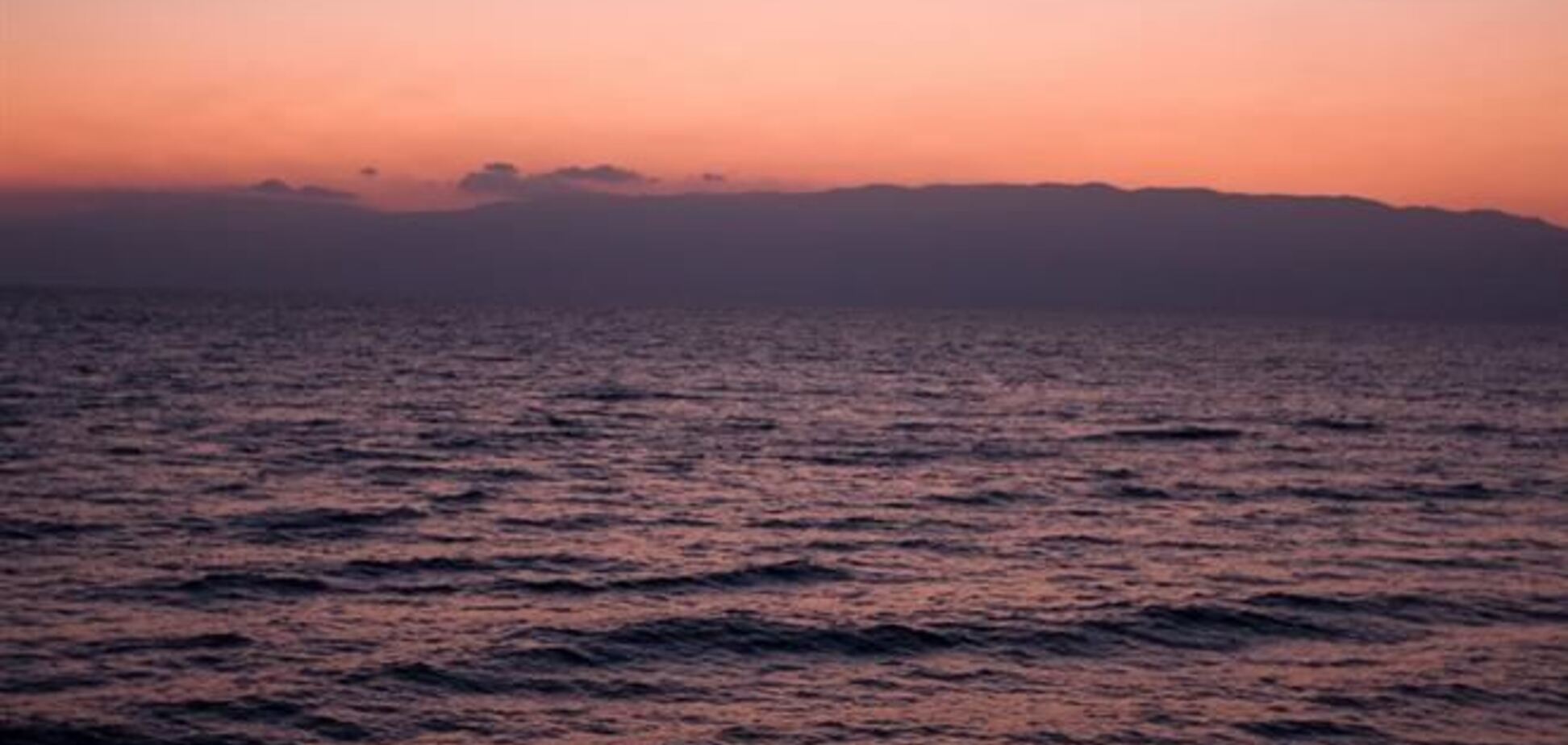 В Черном море спасли потерявшихся из-за тумана рыбаков
