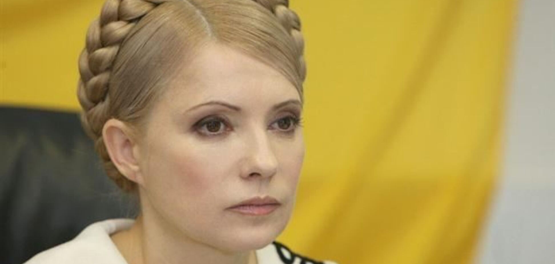 Прокурор просит Тимошенко добровольно прийти в суд