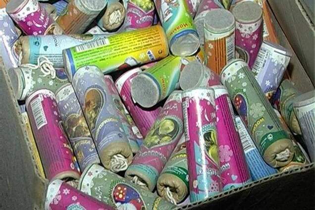 К Новому году милиция изъяла более 10 т пиротехники