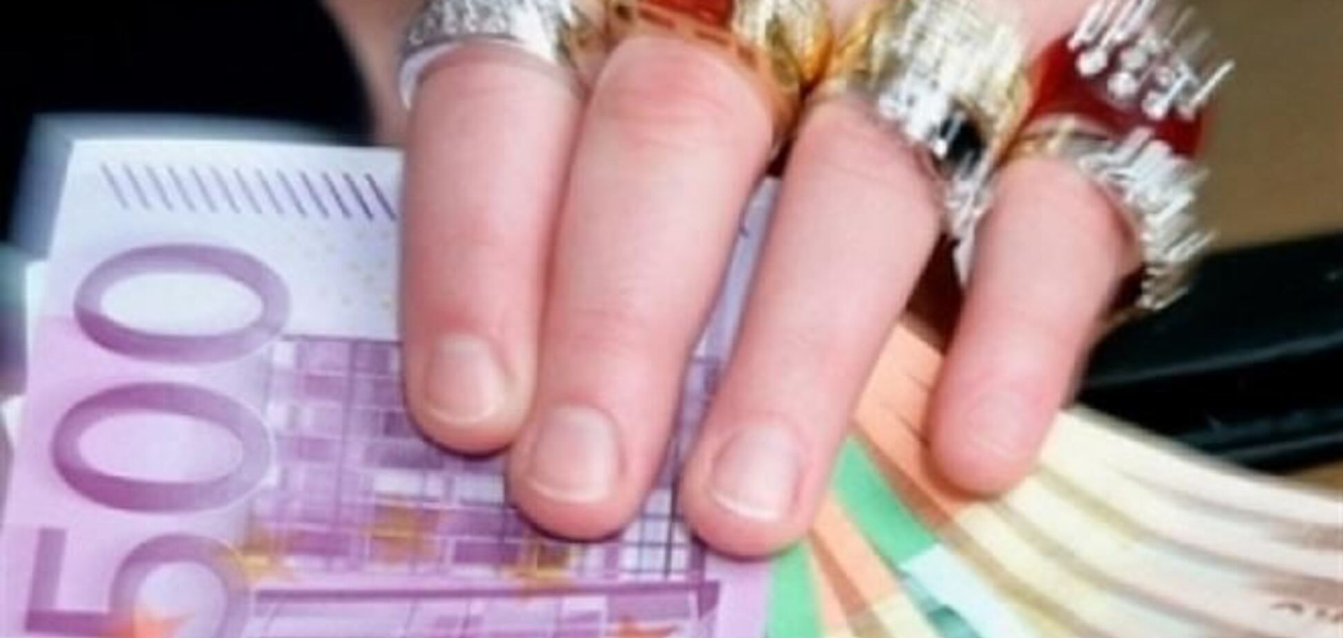 Франция утвердила 75%-ный налог на роскошь