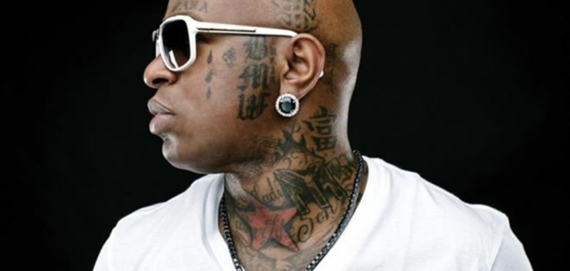 В США в перестрелке погиб рэпер Doe B