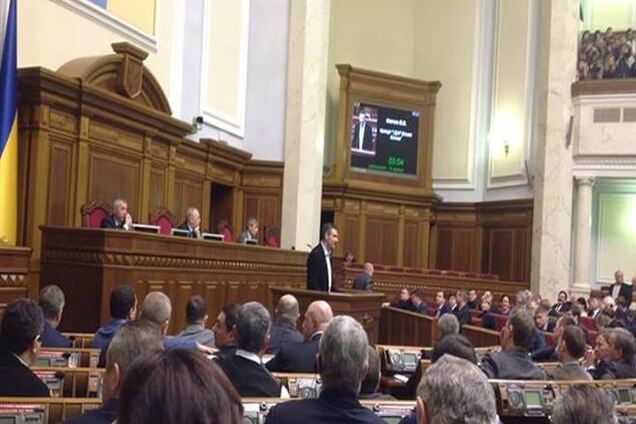 Кличко: Янукович должен подать в отставку