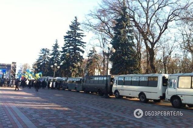 Массовые мероприятия в Киеве проходят спокойно - милиция