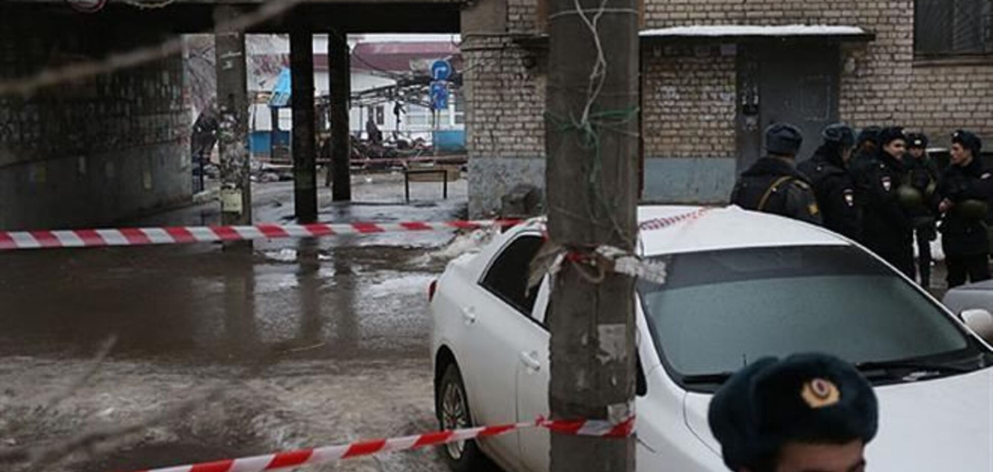 Путин поручил усилить безопасность в России