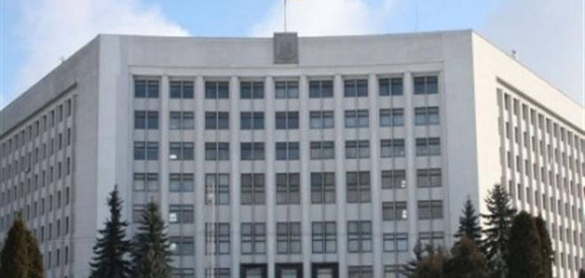 На нардепа, який зірвав вивіску Тернопільської ОДА, завели справу
