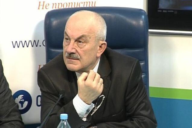 2013 год подтвердил тенденцию оттока валюты из банков - экономист