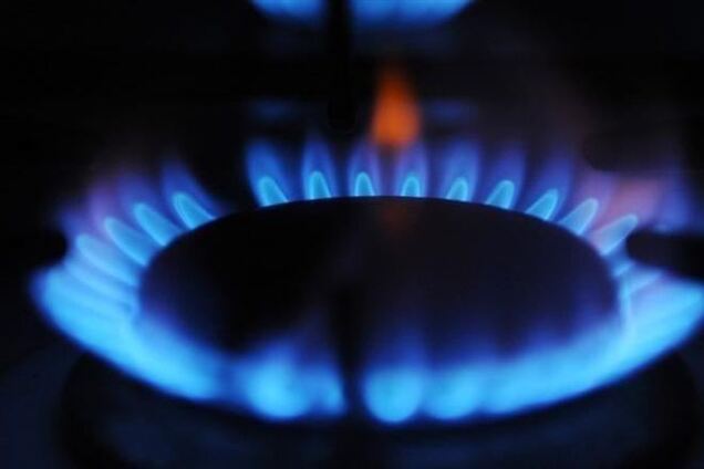 Кабмин снизил цену на газ для промпредприятий и бюджетников