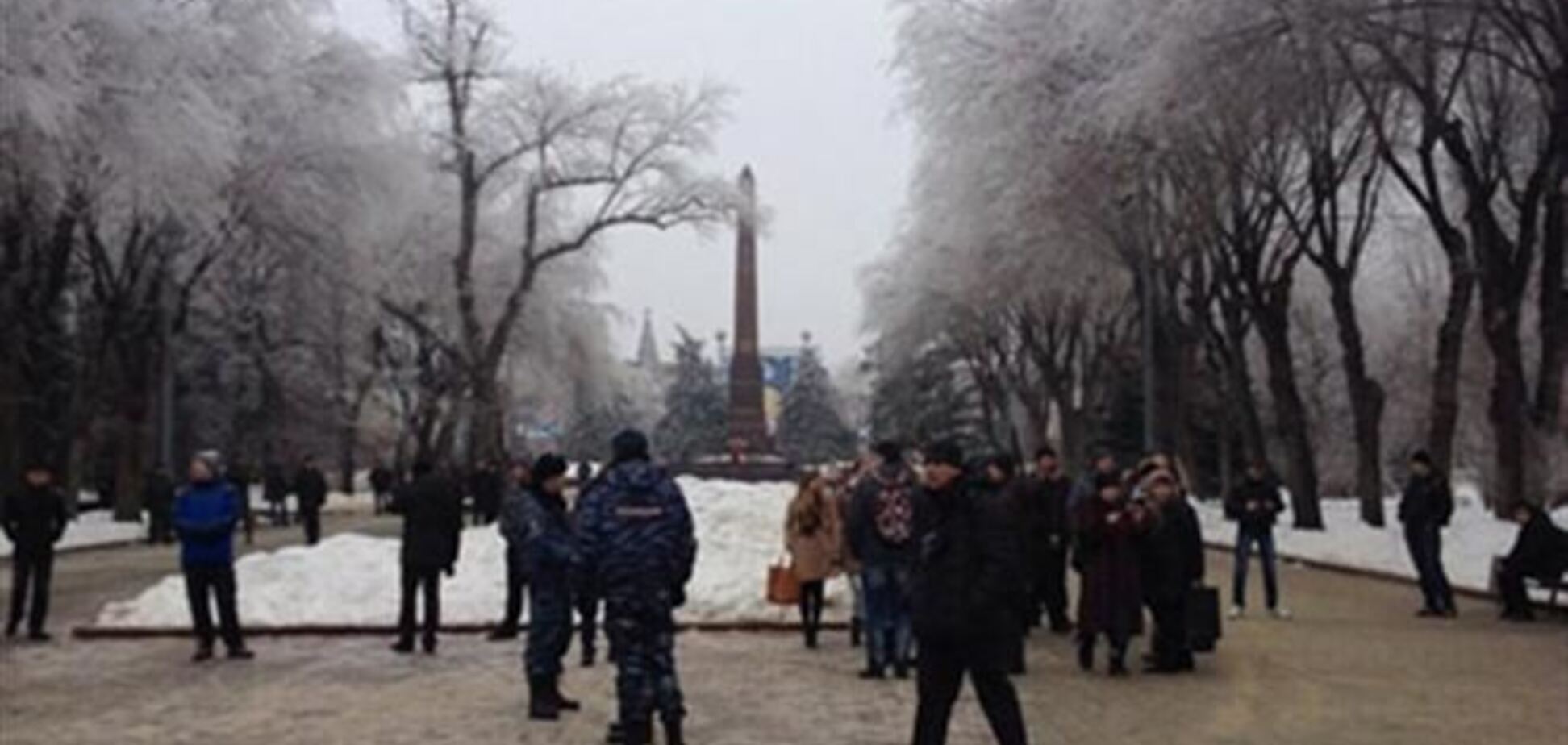 В Волгограде ОМОН разогнал акцию в память о жертвах терактов