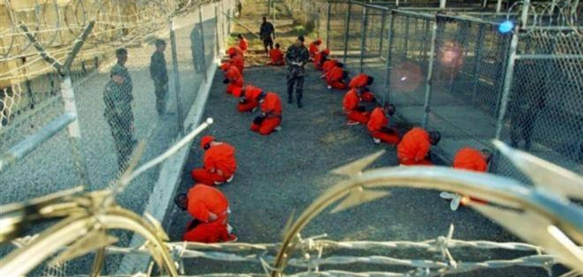 США выслали в Словакию троих заключенных из Гуантанамо