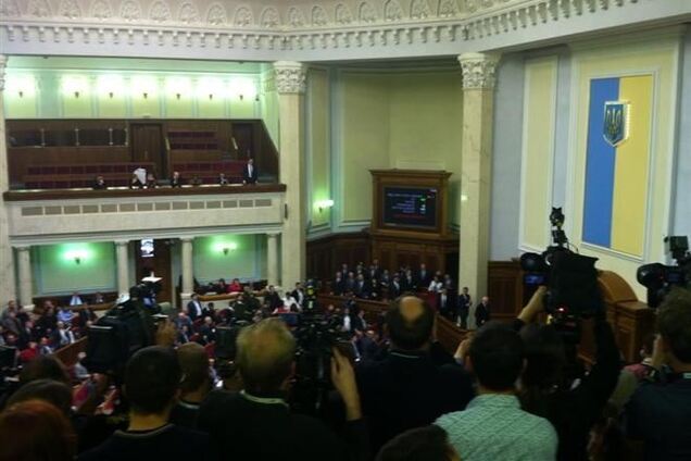 Оппозиция собирается стоять на Евромайдане до победы - ударовец