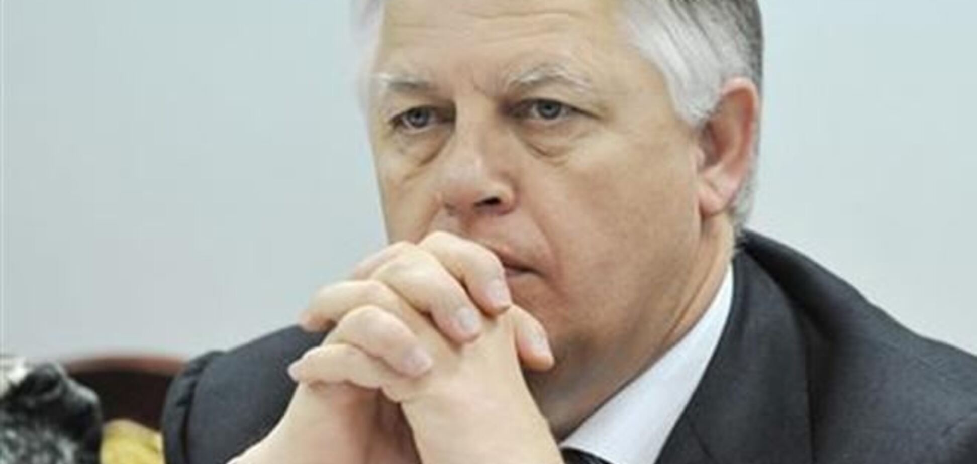 Симоненко вимагає відсторонити олігархів від влади