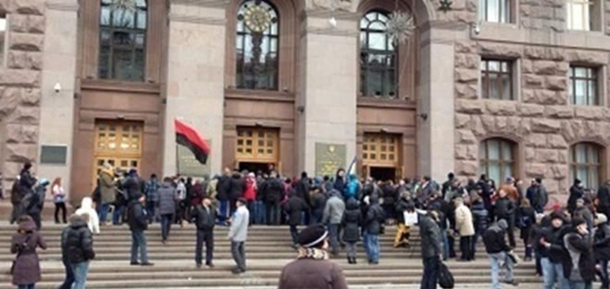 Госисполнители в четверг попросят активистов освободить захваченные здания