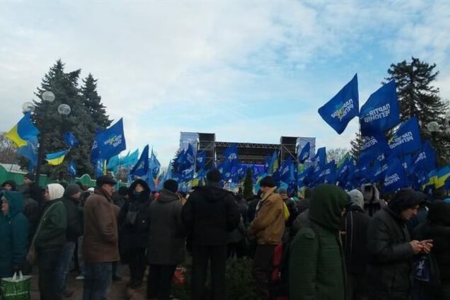 На митинг ПР в Киеве пришли 6 тысяч человек - милиция