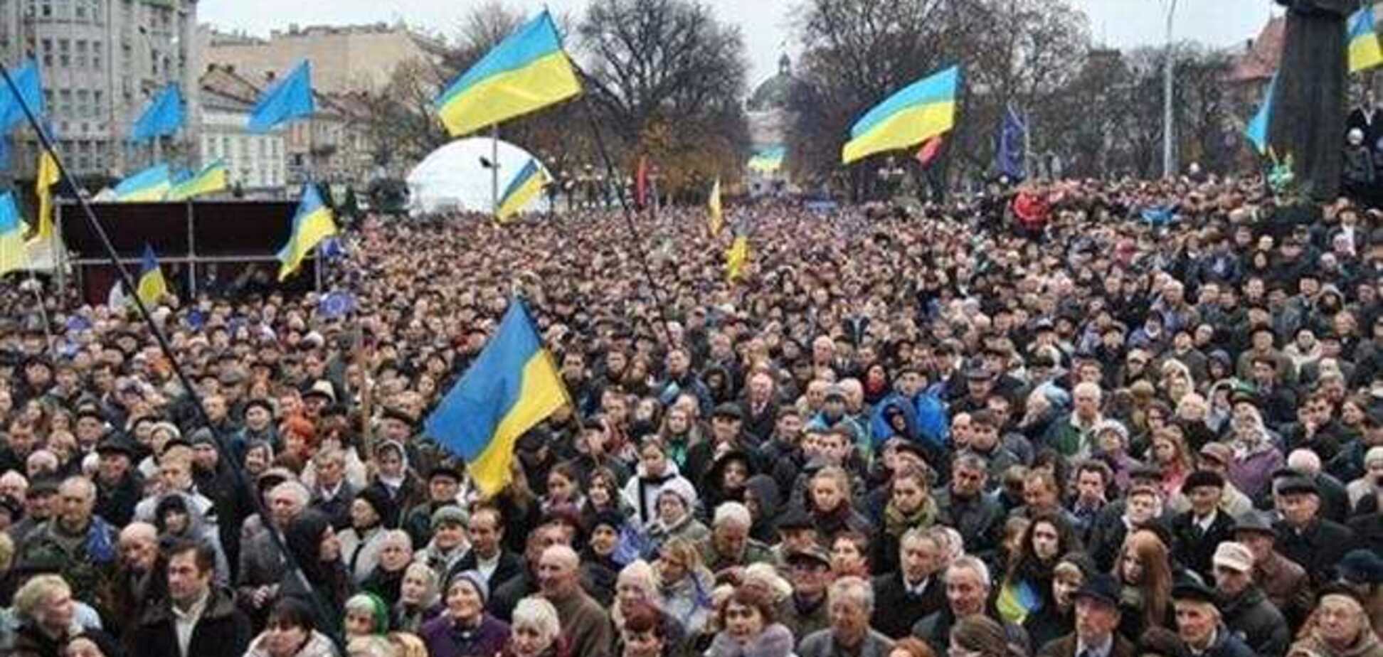 Западные области из-за Евромайдана могут недополучить бюджетную помощь – Азаров