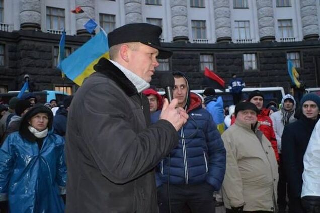 Евромайдановцам запретили блокировать здание Кабмина и КГГА