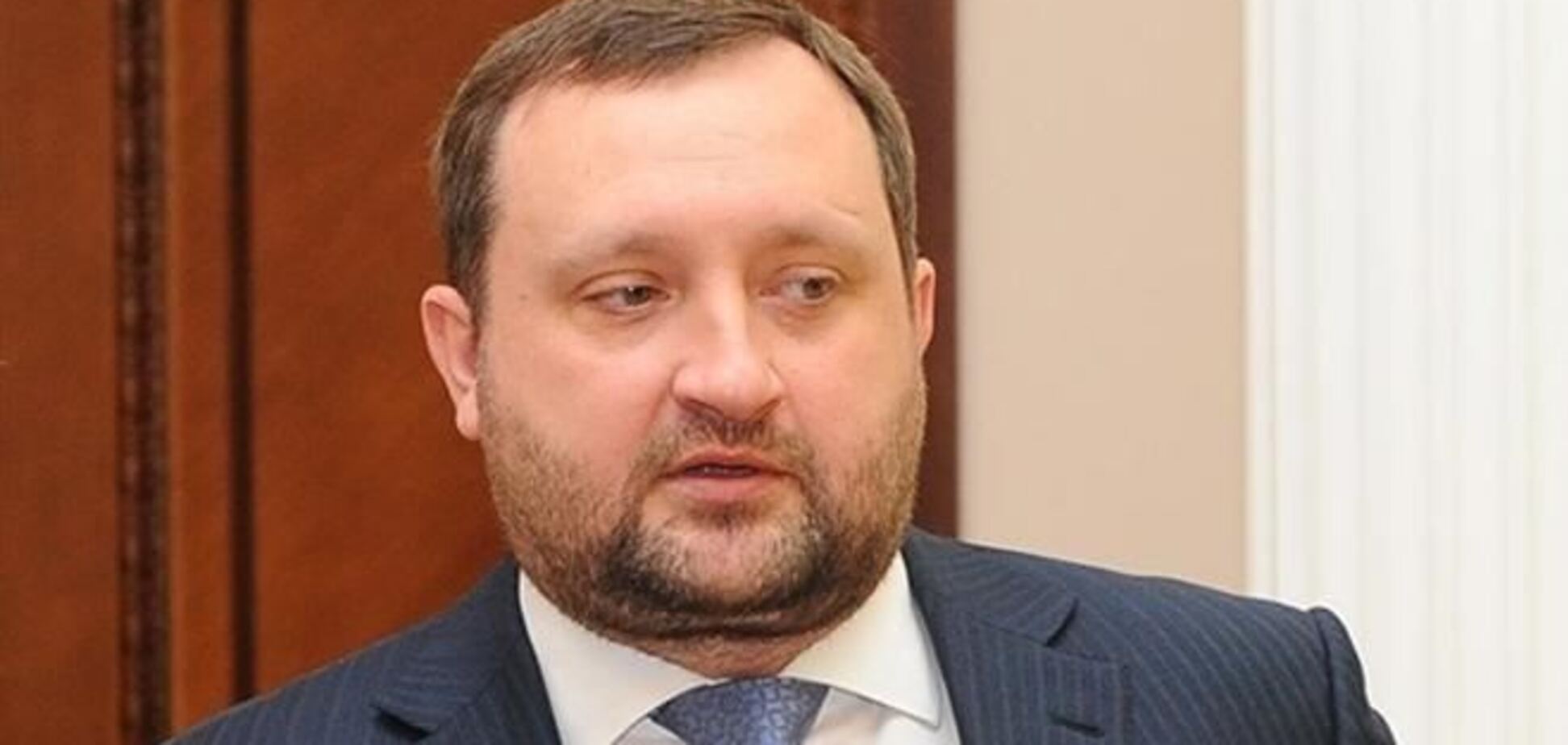 Арбузов: досрочные выборы приведут к коллапсу экономики