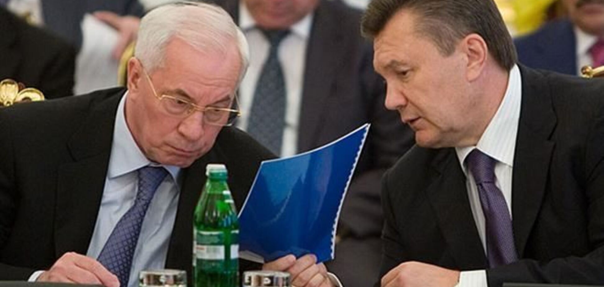 Евромайдановцы Запорожья отправили Януковича и Азарова 'на Марс'