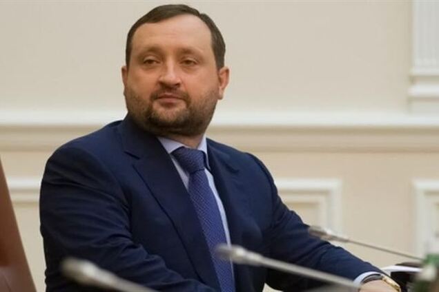 Арбузов: уряд має намір посилити діалог із суспільством