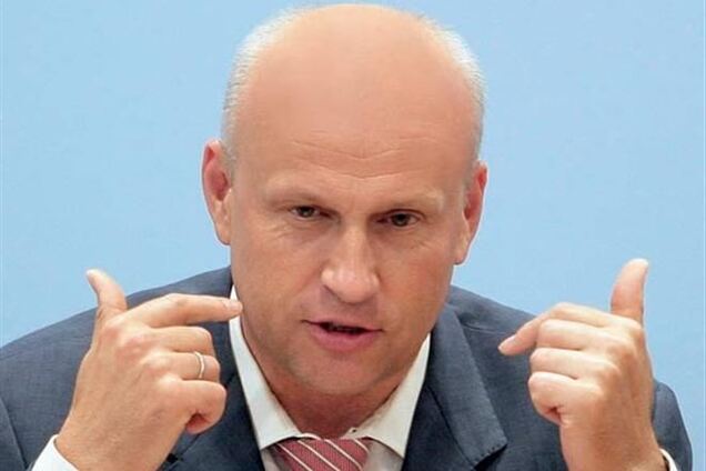 Невідомі пограбували дружину екс-глави АП