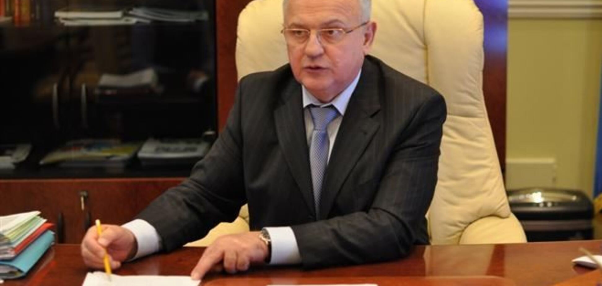 Близнюк: призывы к свержению законно избранной власти подрывают основы демократии