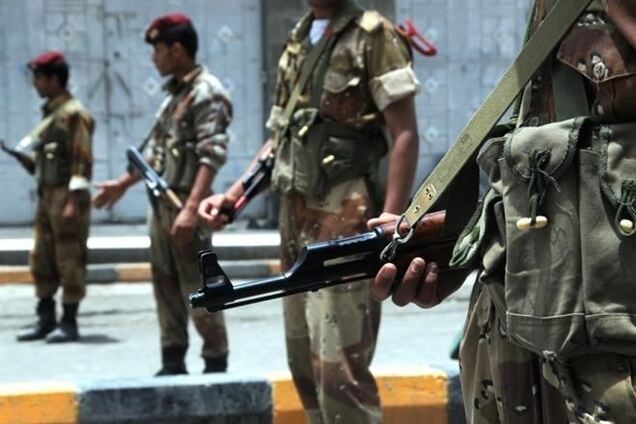 Нападение на здание минобороны Йемена: 56 погибших, 215 раненых