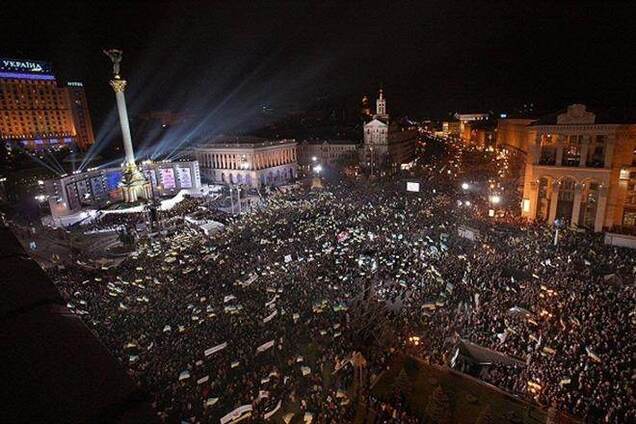СМИ: Яценюк консультировался с сербским специалистом по переворотам