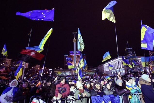 Милиция насчитала 10 тысяч протестующих в Киеве