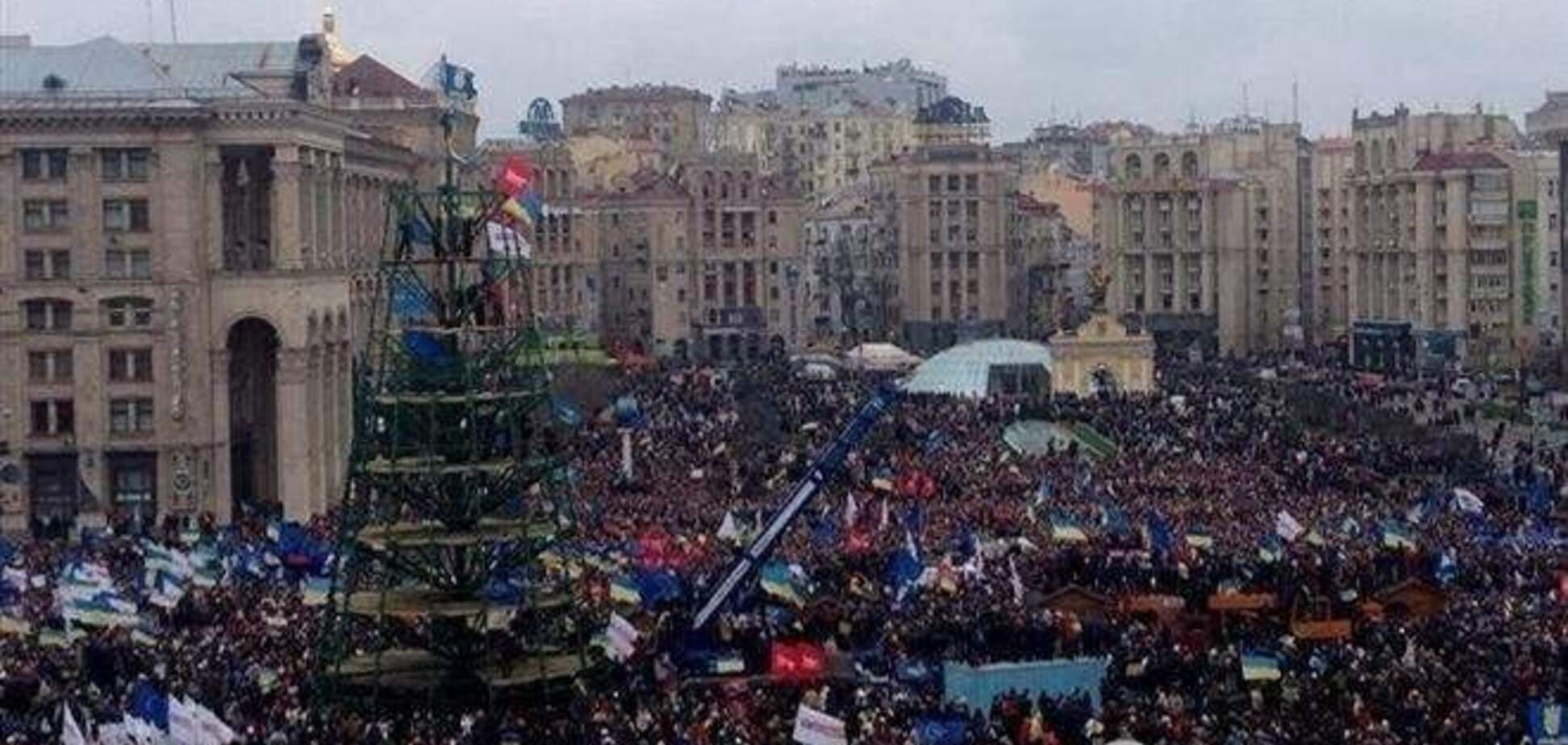 У соцмережах українців попереджають про провокації на Майдані, спрямованих на введення НС