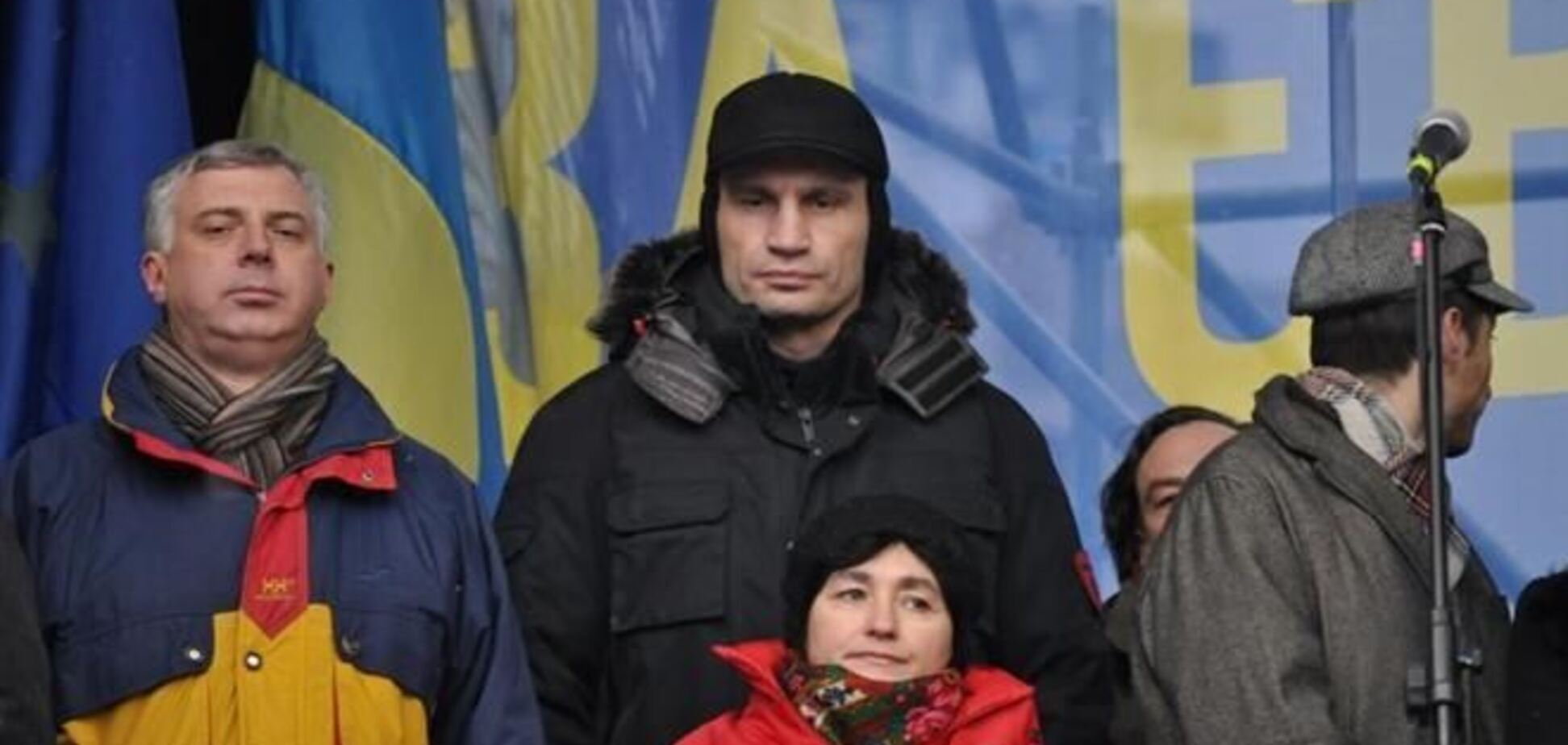 Кличко пригрозил, что их ребята не пустят Януковича на работу