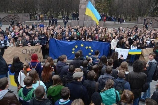 Львовский Евромайдан прекращает массовые акции