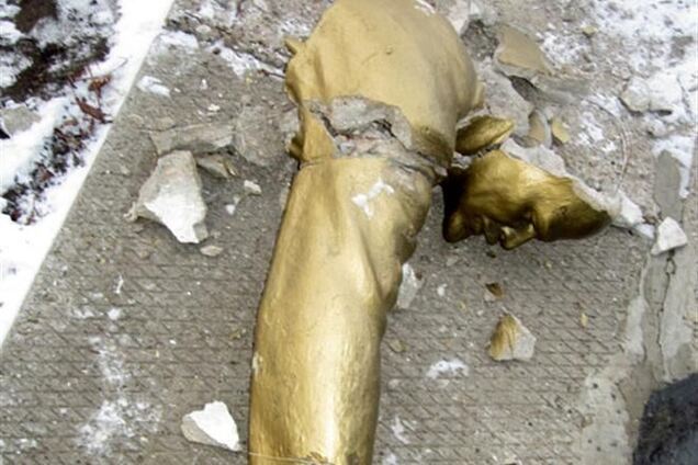 За столичным 'вождем' пал Ленин на Одесщине