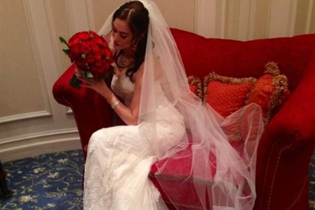 Младшая дочь нардепа-оппозиционера Абдуллина вышла замуж