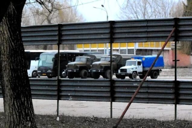 В 7 км от Киева собирается спецназ