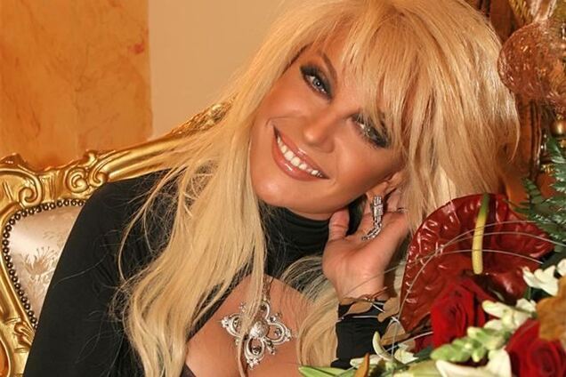 Регионал Повалий улетела в Милан на шопинг