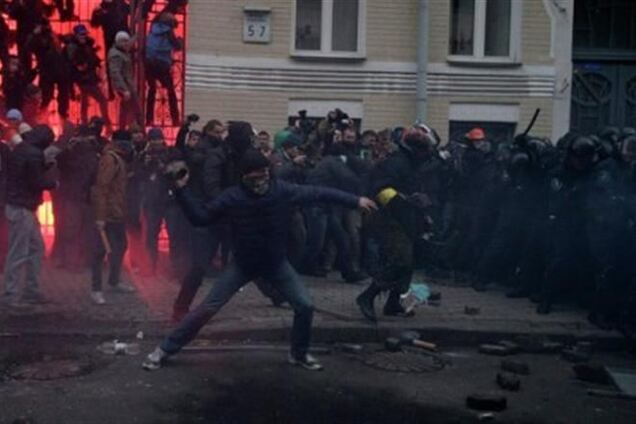 Во Львове задержали снимавшего разгон Майдана фотографа